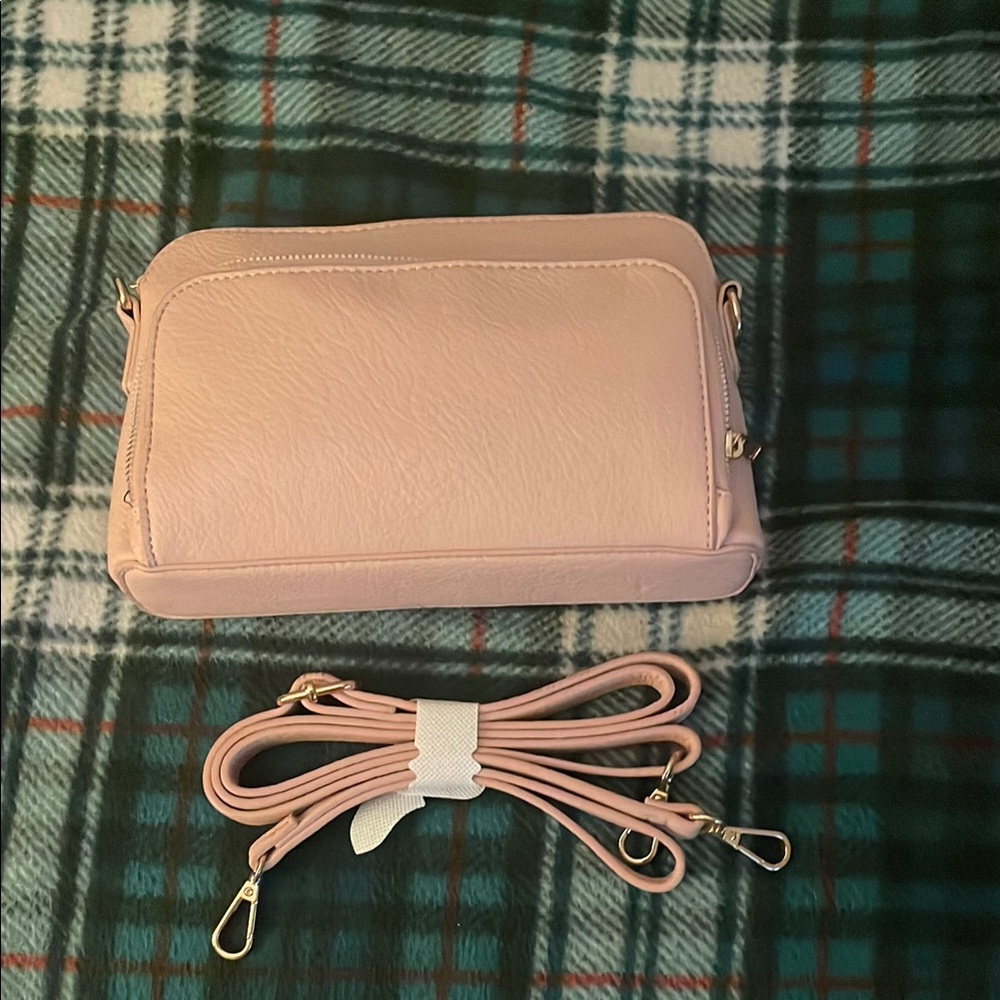 NWOT PINK CROSSBODY PURSE